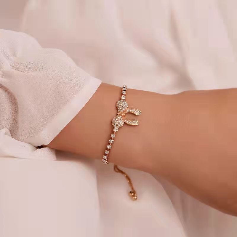 Ahellogirl Versi Korea Dari Berbagai S925 Perak 8-karakter Cycle Symbol Four-leaf Clover Bracelet Wanita Berlian Ringan Gaya Mewah Gelang Wanita Yang Dapat Disesuaikan Grosir