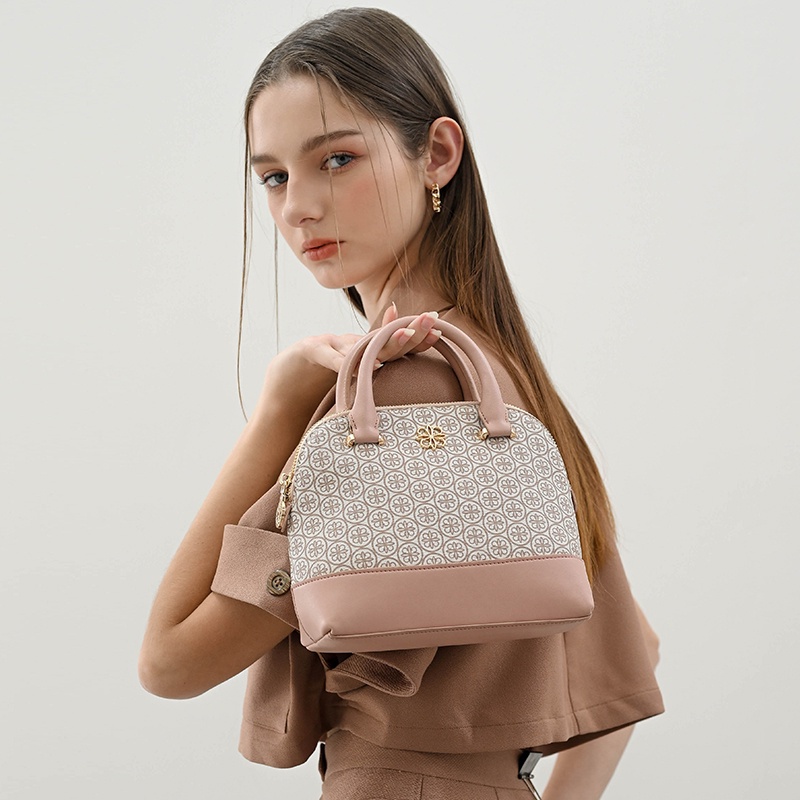 Les Catino Paris Montaigne Mini Bugatti