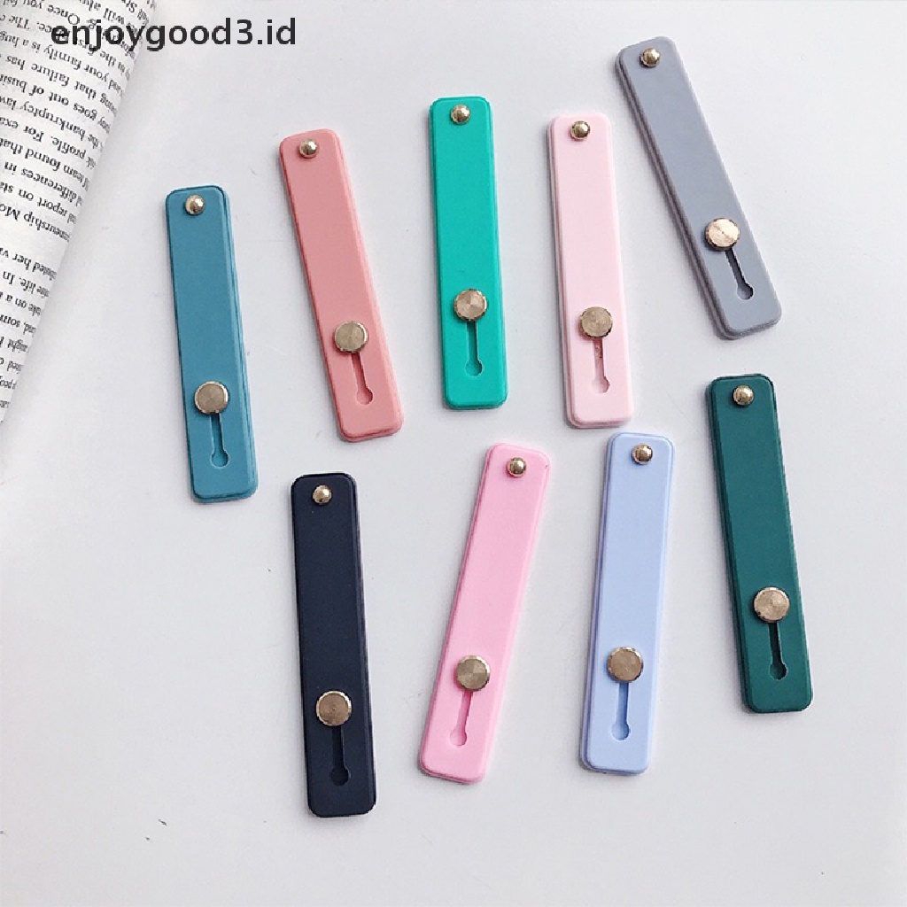 [Rready Stock] 1pcs Universal Silicone Phone Holder Finger Ring Wristband Strap Push Pull Grip Stretch Stand Candy Hand Band (ID)