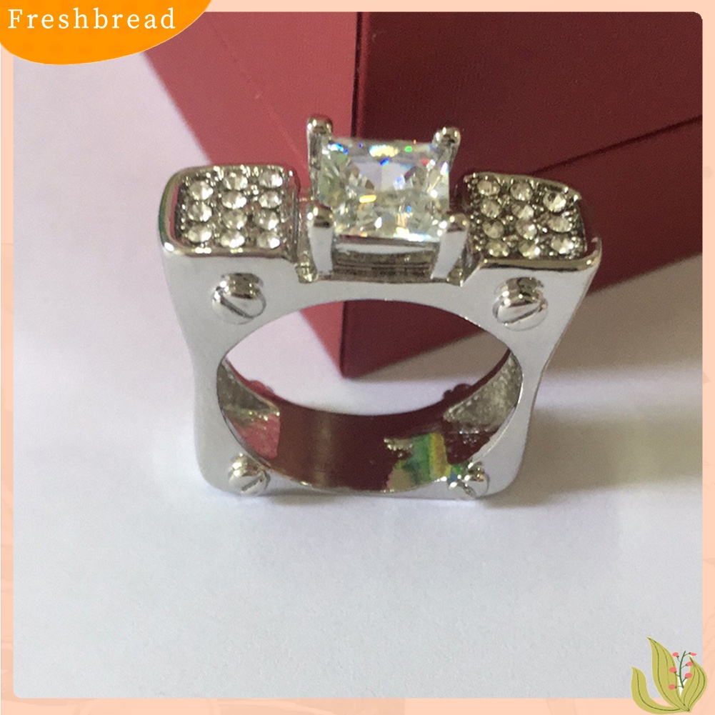 &lt; Freshbread &gt; Fashion Wanita Berlian Imitasi Bertatahkan Persegi Geometris Jari Cincin Pesta Perhiasan Hadiah