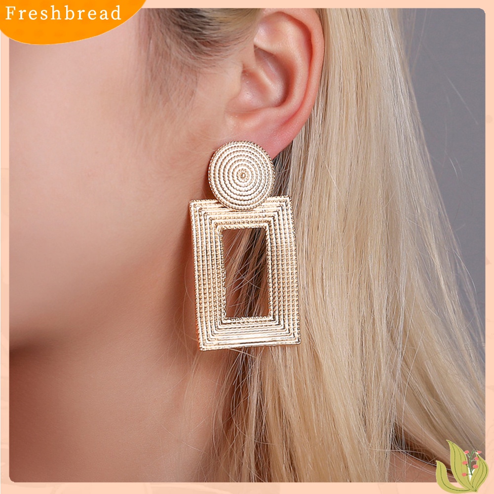 &lt; Freshbread &gt; Wanita Berongga Persegi Panjang Geometris Menjuntai Ear Stud Earrings Perhiasan Pernyataan