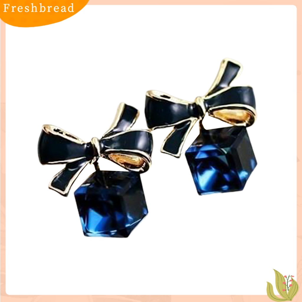 &lt; Freshbread &gt; 1pasang Fashion Kristal Imitasi Ikatan Simpul Cube Ear Stud Earring Perhiasan Aksesori Untuk Pesta
