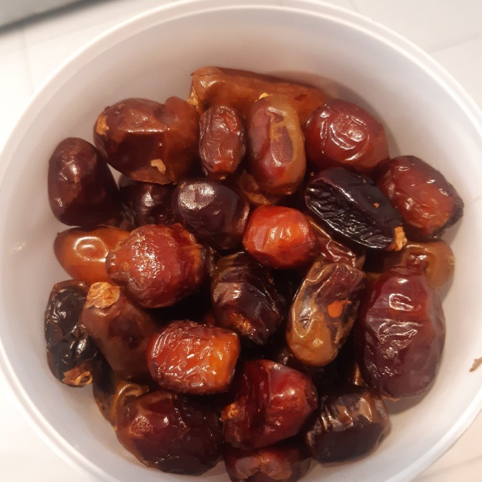 Kurma Ember Al Qassim / Kurma Al Qassim Premium