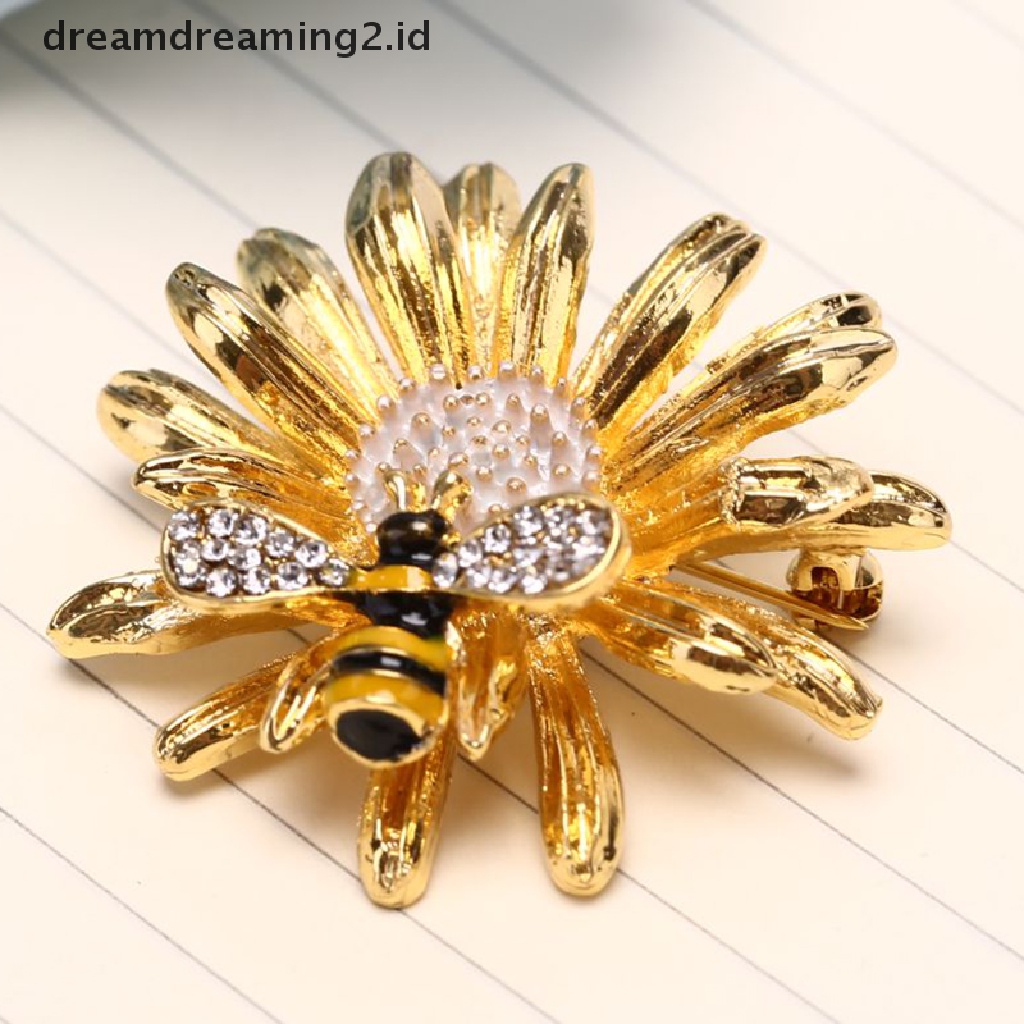 (hot) Fashion Daisy Honeybee Bros Pin Kerah Lencana Korsase Perhiasan Wanita Aksesoris   //