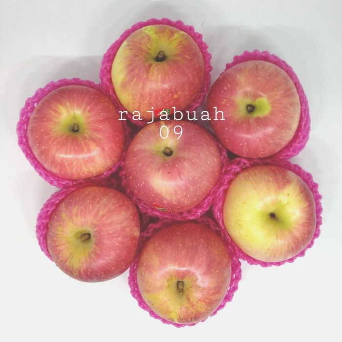 

✨NEW✨ -BUAH APEL FUJI 1kg- 2.2.23