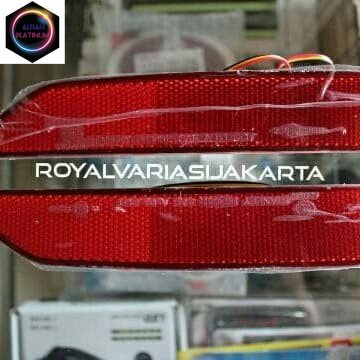 Lampu Reflektor Bumper Belakang Mobil Honda Mobilio Variasi Mobil
