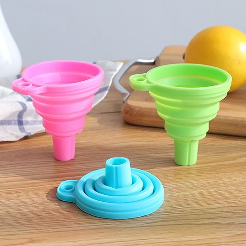 Corong Lipat Silikon Portable Karet Silicone Flexible Corong Air / Minyak Mini Funnel - MKM