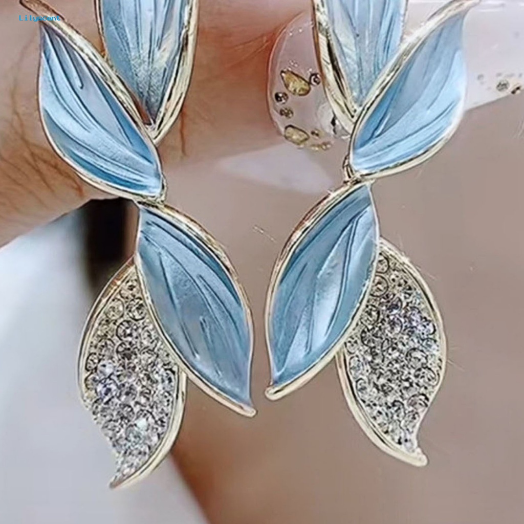 Lilyscent 1pasang Anting High-end Aksesoris Kostum Ringan Tahan Lama Ear Studs Leaves Shape