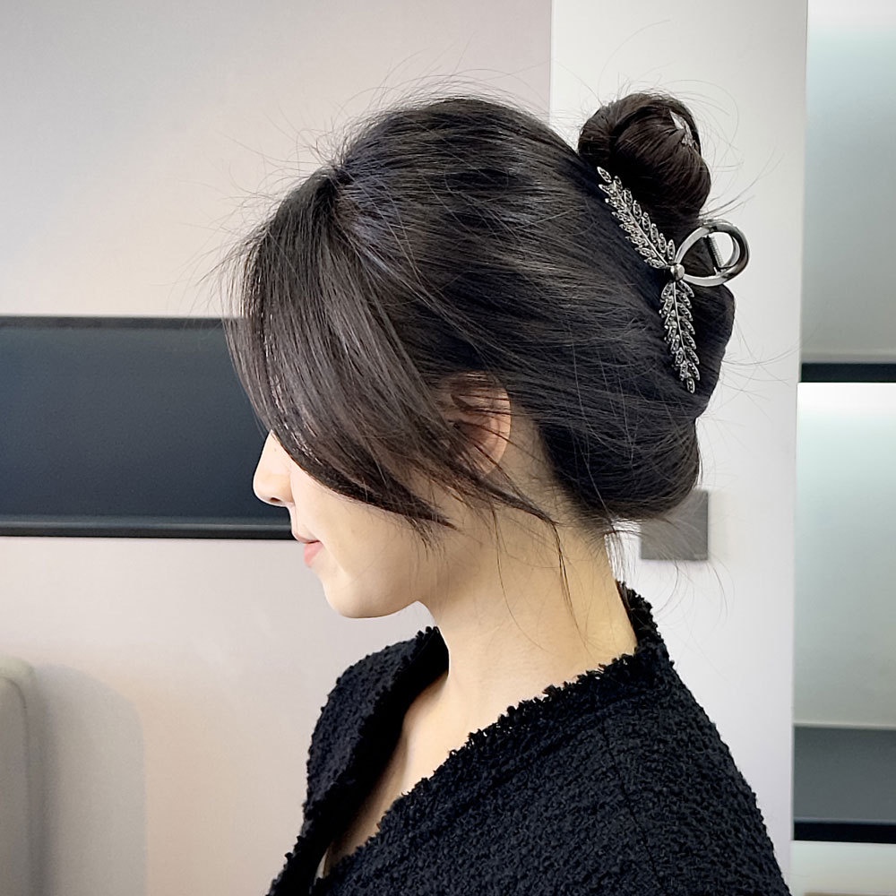 Baru Kristal Mengkilap Berlian Imitasi Gandum Telinga Logam Rambut Klip Elegan Hiu Cakar Klip Fashion Logam Mutiara Bunga Ponytail Klip Hiasan Kepala Untuk Aksesoris Rambut Gadis