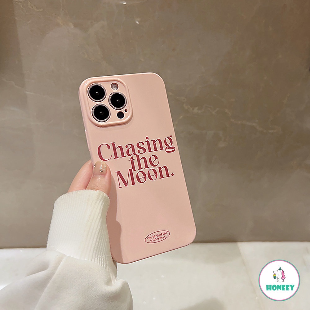 IPHONE Pink Gadis Chase Moon Retro Art Phone Case Untuk Iphone14 13 12 11 Pro Max Case Lucu Vintage Perlindungan Manis Soft Cover