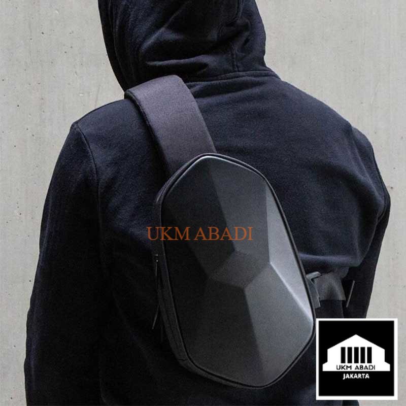 Tas Unik Futuristik Selempang Sling Bag USB Charger Best Performance