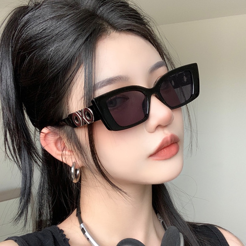 Trendy Y2K Kacamata Hitam Wanita Frame Kecil Shades