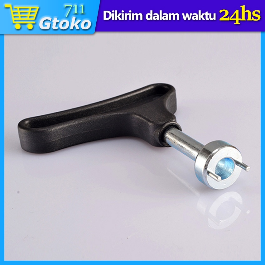 Kunci Pasang Paku Sepatu Golf / Golf Shoes Spike Wrench Twist Tool