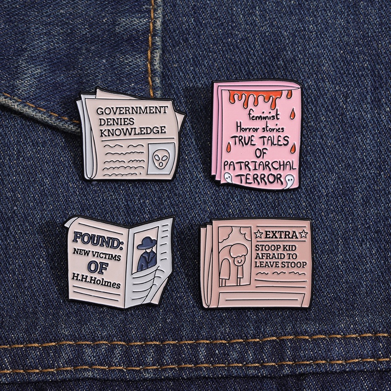 Koran Cerita Horror Enamel Logam Pin Bros Untuk Kerah Pin Ransel Koleksi Lencana Halloween Perhiasan Hadiah