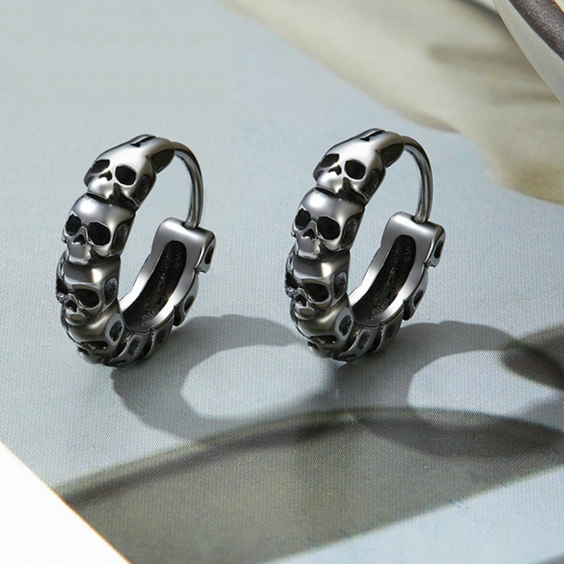 Gothic Skull Hoop Earrings Stainless Steel Huggie Earrings Untuk Pria Wanita Rock Punk Earring Perhiasan Hadiah