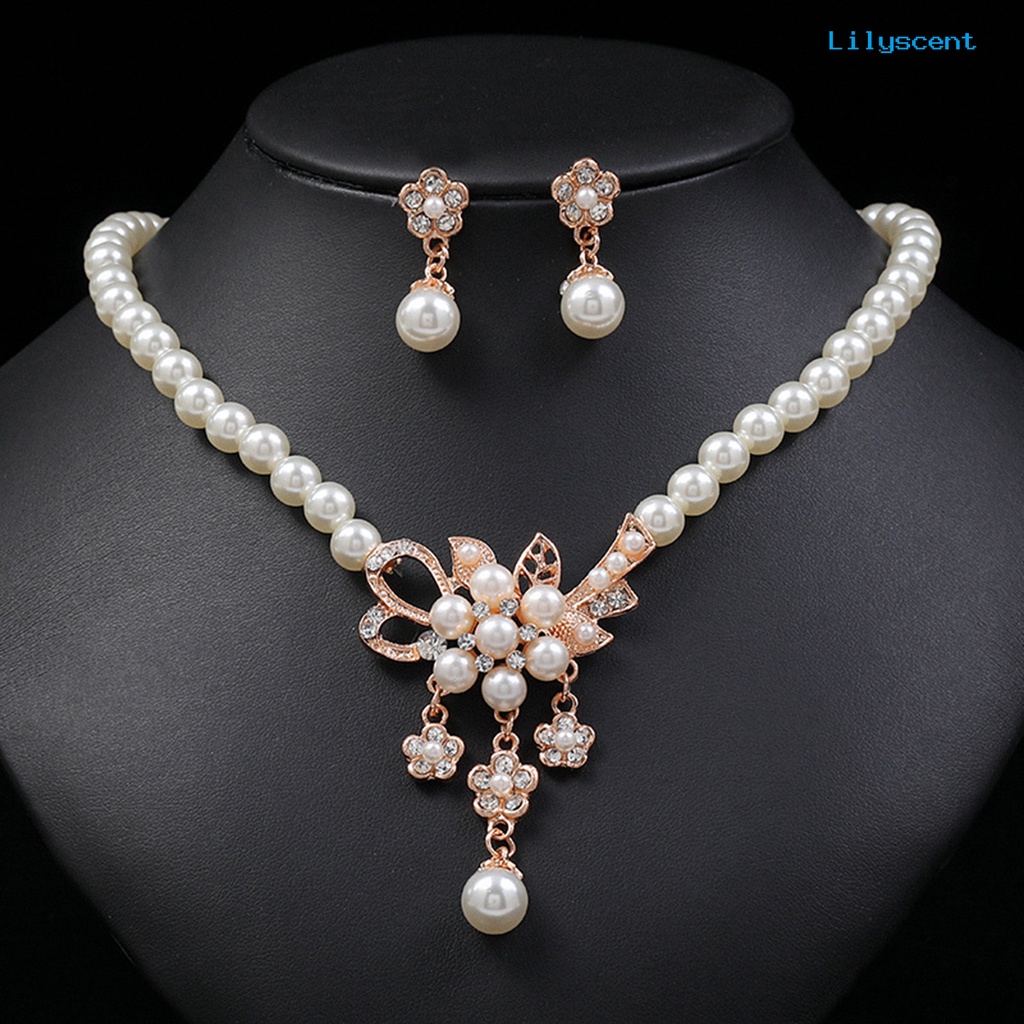 [LS]1 Set Wanita Kalung Manik-Manik Glossy Mutiara Imitasi Berlian Imitasi Tertanam Bunga Pengantin Kalung Stud Anting Kit Pernikahan Perhiasan