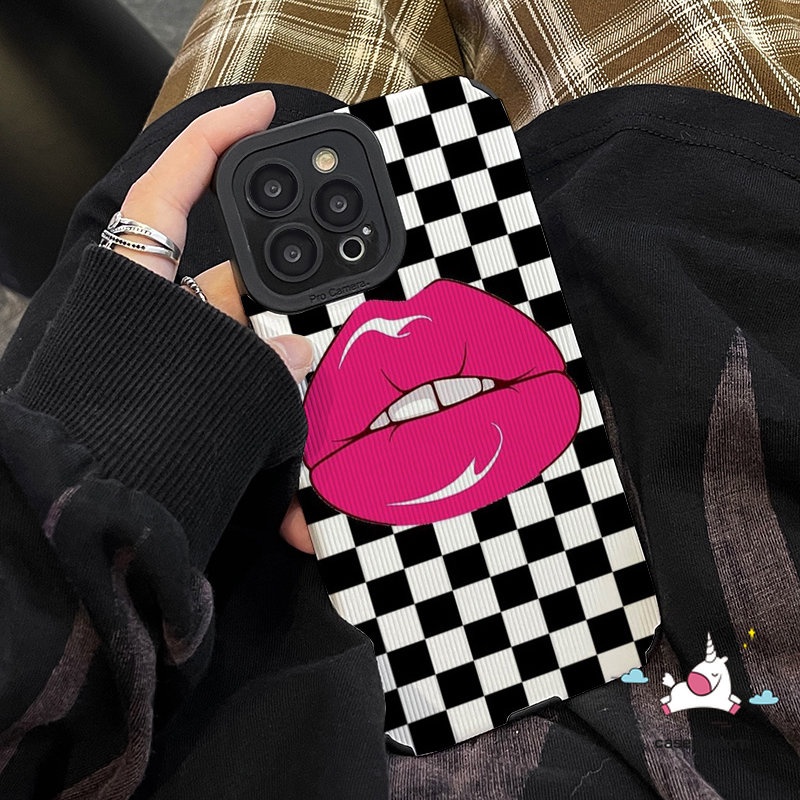 Art Zebra Stripe Love Heart Cute Little Monster Case Kompatibel Untuk iPhone XR 11 12 13 14 Pro MAX 7 8 Plus X XS MAX Kotak-Kotak Red Kisses Lips Tekstur Kulit Shockproof Cover