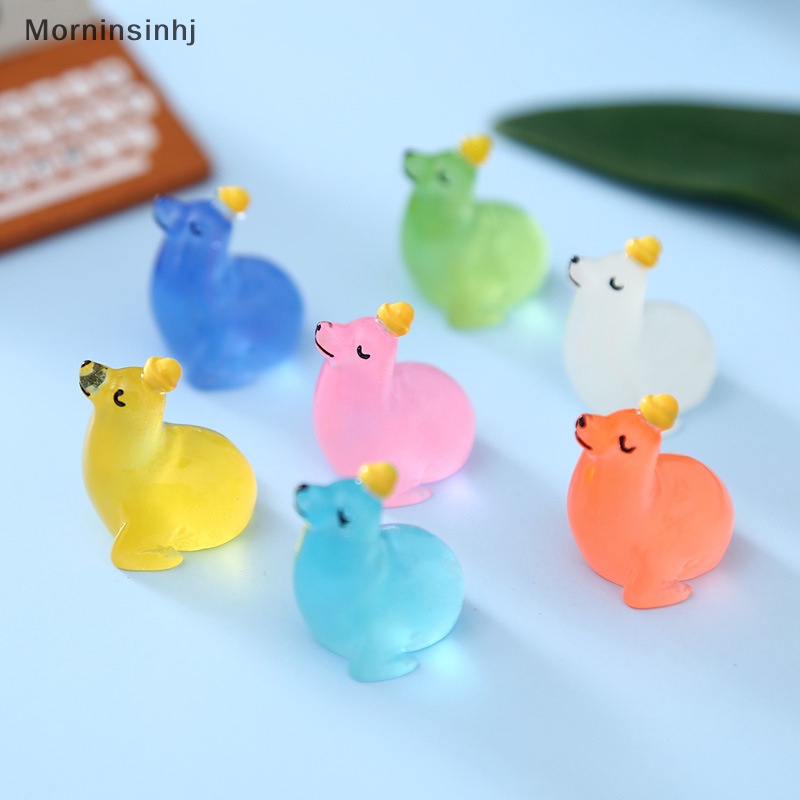 Mornin 2 Pcs Mini Bulu Bercahaya seal Resin Patung Kerajinan Outdoor Taman Gelap Bercahaya Miniatur Hewan Berkebun Aksesoris id