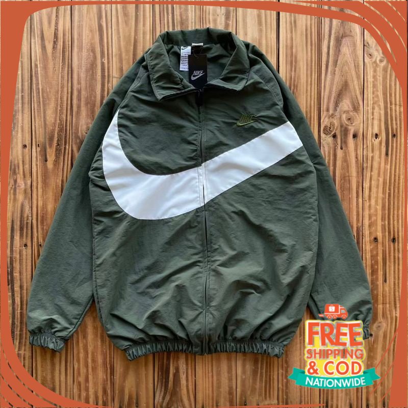 JAKET PERGI CAFE TREVELING KONSER/ JAKET VINTAGE NIKE BIG SWOOSH FULLTAG