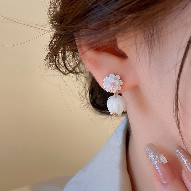 Jepang Korea Temperamen Sederhana Gaya Baru Bunga Putih Temperamen Manis Anting Indah