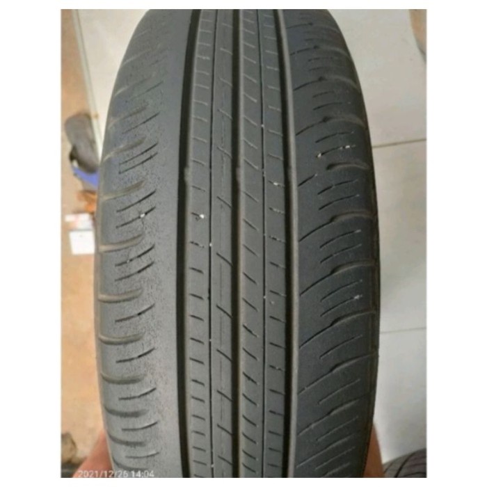 Ban Mobil Copotan Merek Dunlop Ukuran 185 70 R14 Second Tubles