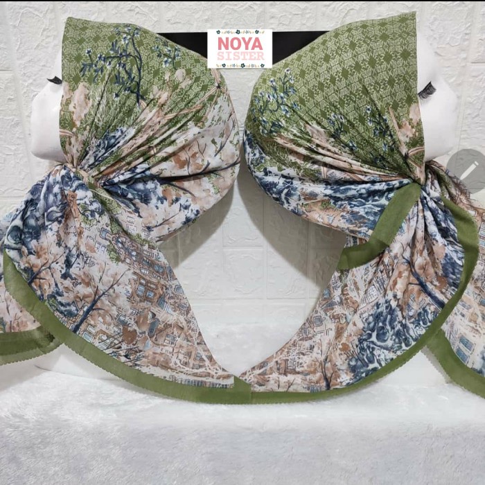Hijab jilbab segiempat motif hijau kerudung voal premium lacercut