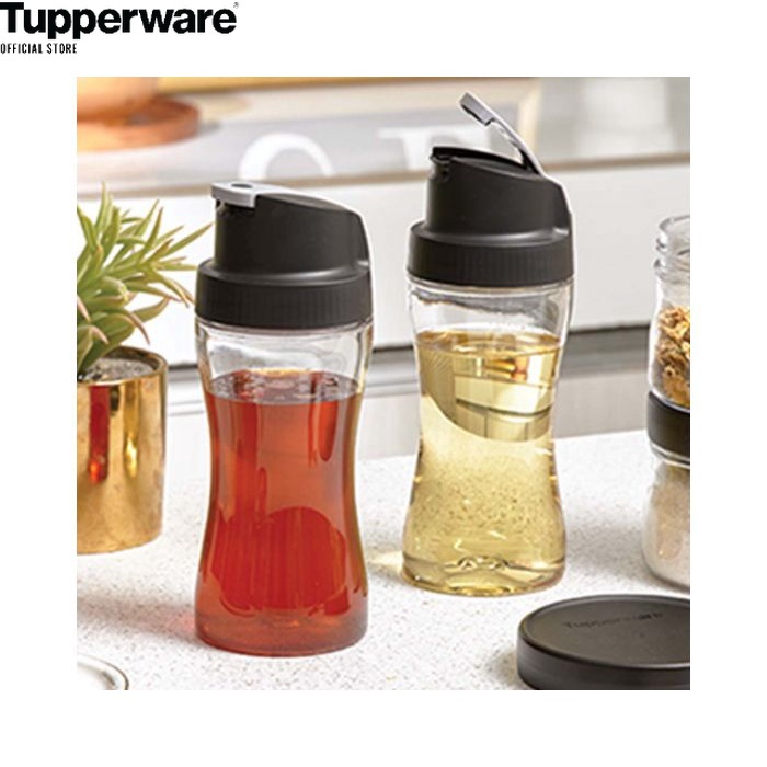 TUPPERWARE BOTOL TEMPAT MINYAK BOTOL SAOS KECAP JUS BENING TRANSPARAN 570ML FLIP N POUR