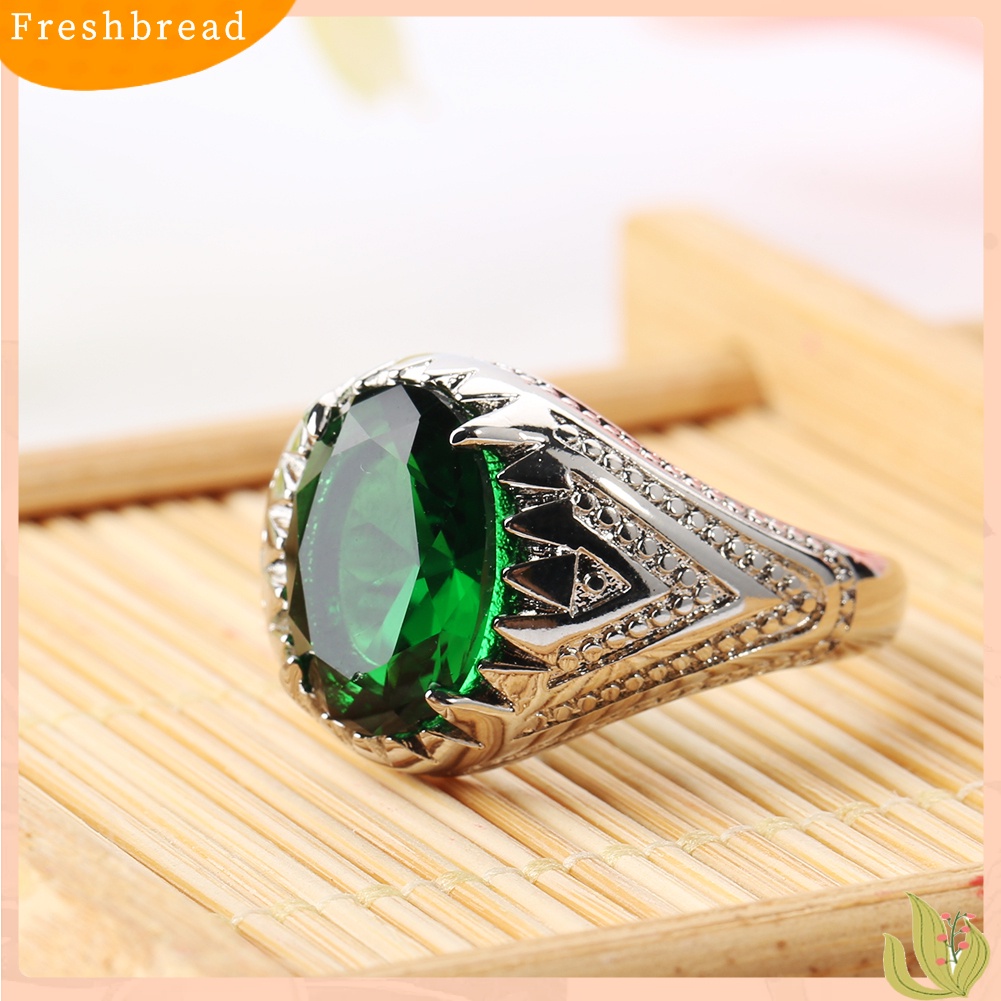 &lt; Freshbread &gt; Fashion Keren Oval Zamrud Hijau Berlian Imitasi Paduan Jari Cincin Pria Perhiasan Hadiah