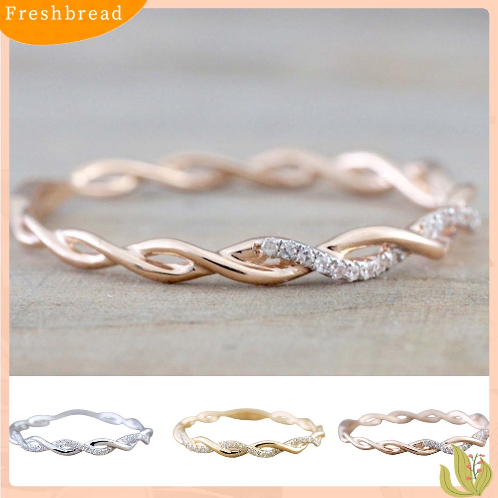 &lt; Freshbread &gt; Wanita Cincin Memutar Bentuk Berlian Imitasi Perhiasan Cincin Kilau Terang Indah Untuk Pernikahan