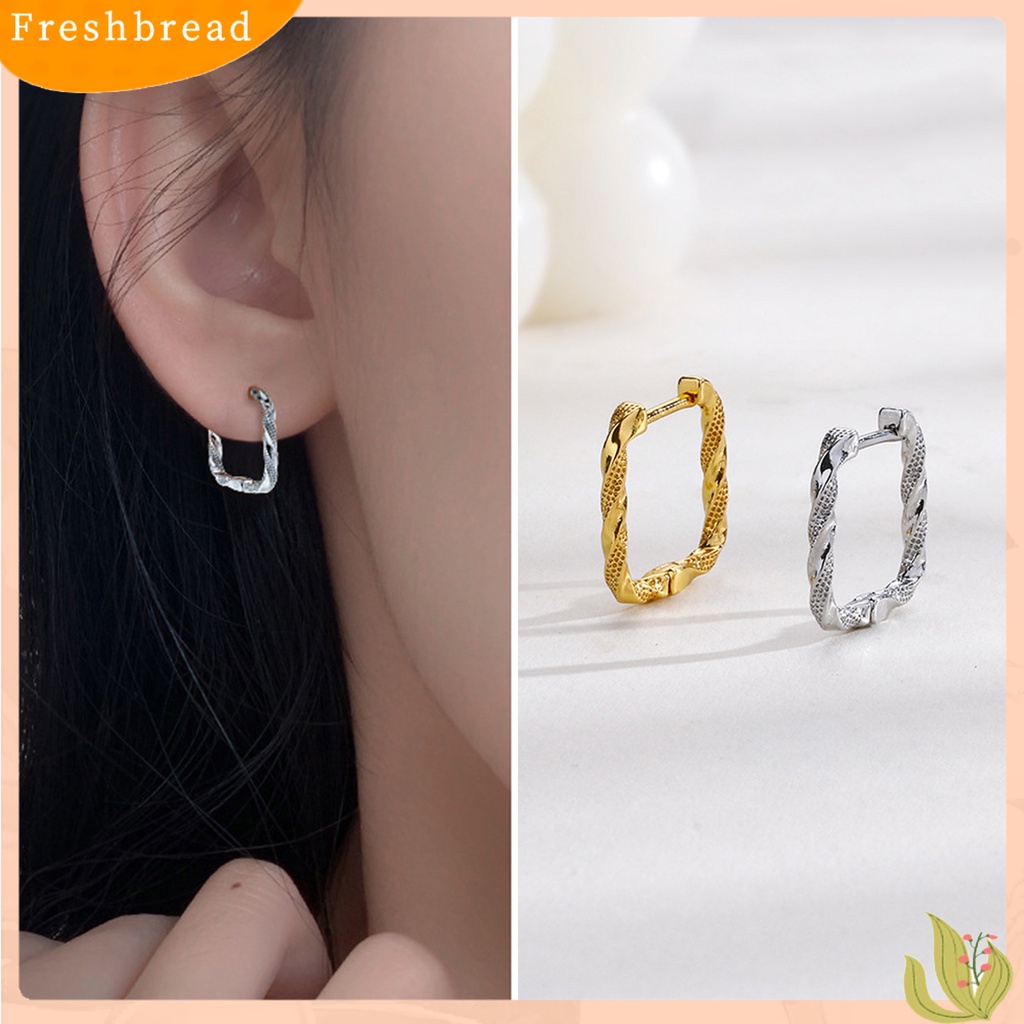 &lt; Freshbread &gt; 1Pc Wanita Anting Persegi Geometris Warna Emas/Perak Keren Hadiah Mini Mungil Logam Memutar Ladies Earring Fashion Jewelry