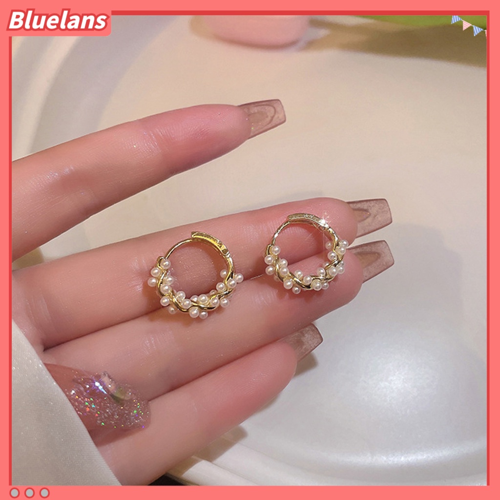 {In Stock} 1pasang Anting Hoop Cahaya Mewah Temperamen Mutiara Imitasi Minimalis Geometris Hias Hadiah Wanita Anting Lingkaran Perhiasan Pesta Aksesori Busana