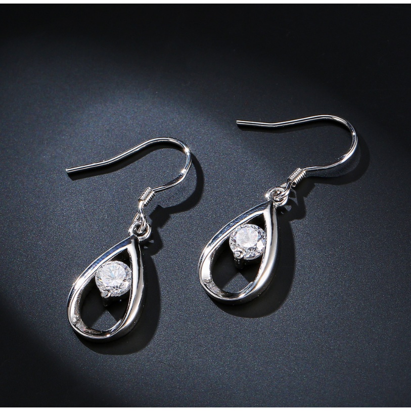 Goldkingdom Aksesoris Perhiasan Fashion Ready Stock Korea Drop Berlian Anting Temperamen Kepribadian Populer.
