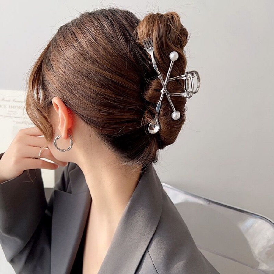 Korea Baru Paduan Mutiara Rambut Klip Kreatif Rambut Cakar Ponytail Holder Woman Hair Accessories