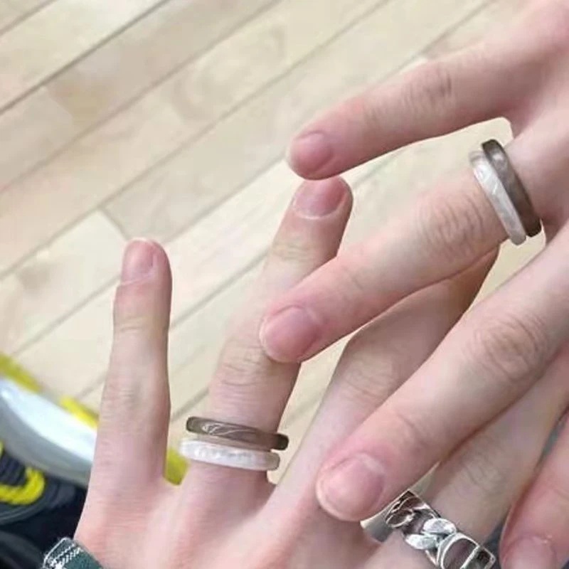 1 Pc Retro Resin Sederhana Cincin Korea Trendi Jari Cincin Warna-Warni Gradien Transparan Cincin Smudge-dyed Round Rings Y2K Wanita Aksesoris Fashion