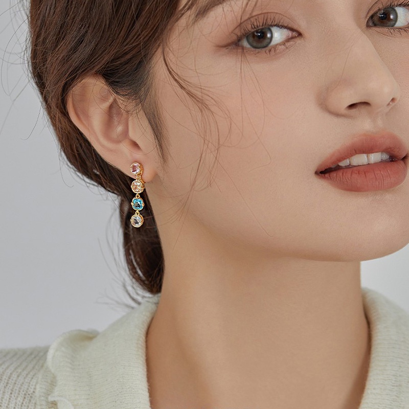 Gaya Baru Jepang Korea Panjang Warna-Warni Berlian Imitasi Rumbai Temperamen Manis Anting Elegan