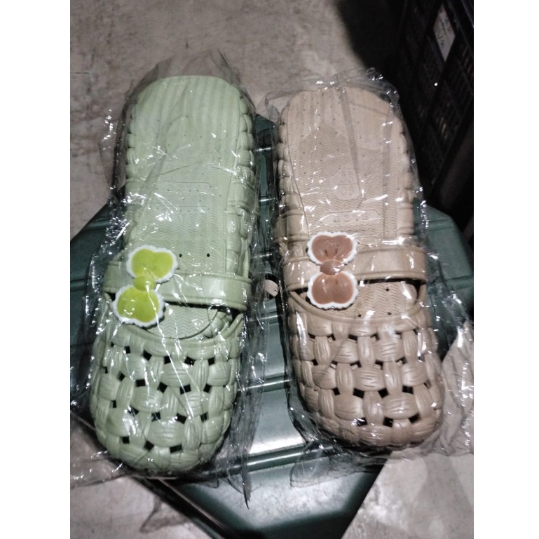 ❀ Chingu ❀ SA031 Sandal Jelly Import Pita Lubang Lubang / Sendal Slop / Sendal Empuk Wanita Rubber Polos Warna Kamar Mandi Dapur Rumah / Jelly Shoes