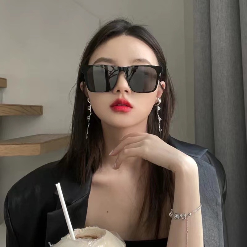 (YUZHU) Kacamata Hitam Perlindungan UV Premium Musim Panas Untuk Pria Square Frame Drive Sunshade Sunglasses Untuk Wanita