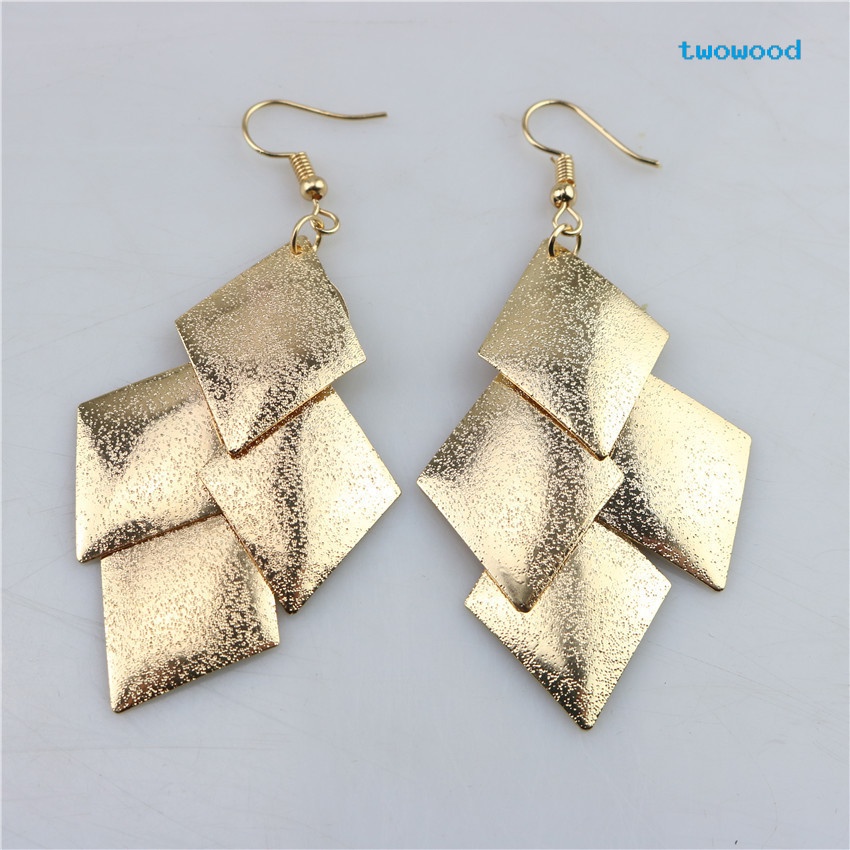 Twowood Fashionable Berlebihan Belah Ketupat frosted Daun Rumbai Anting earrings