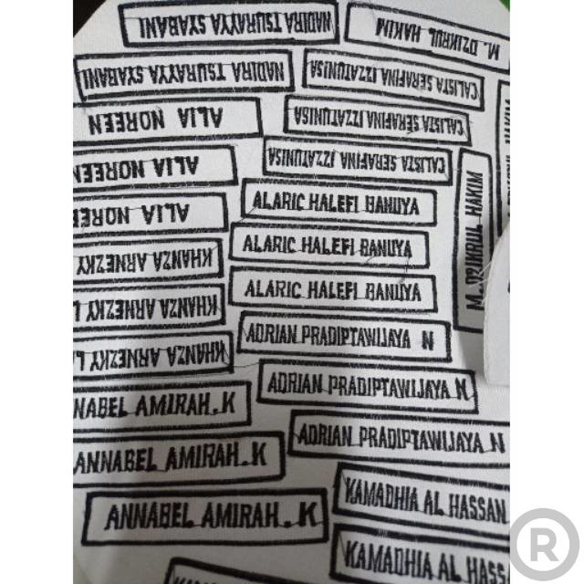 

Bordir Bet Bordir Papan Nama Seragam Sekolah / Papan Nama Satpam DLL Bordir Manual Rapih Bordir Nama Custombisa pesan satuan