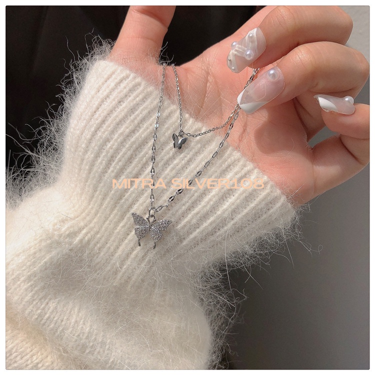 Kalung Kupu Kupu Layer Wanita Fashion Korea Rantai Klavikula Liontin Double Butterfly Necklace Multilayer Warna Silver NL 23