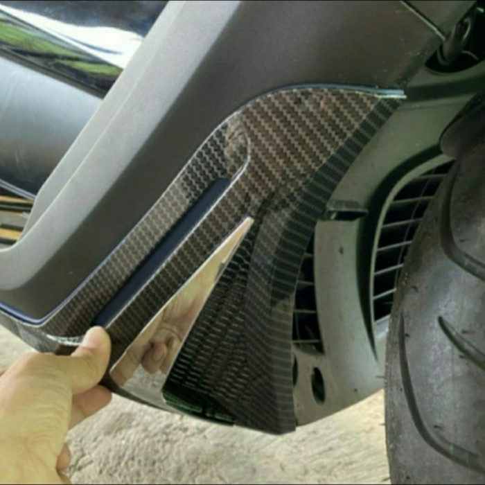 Cover body sayap depan bawah new nmax 2020 carbon nemo