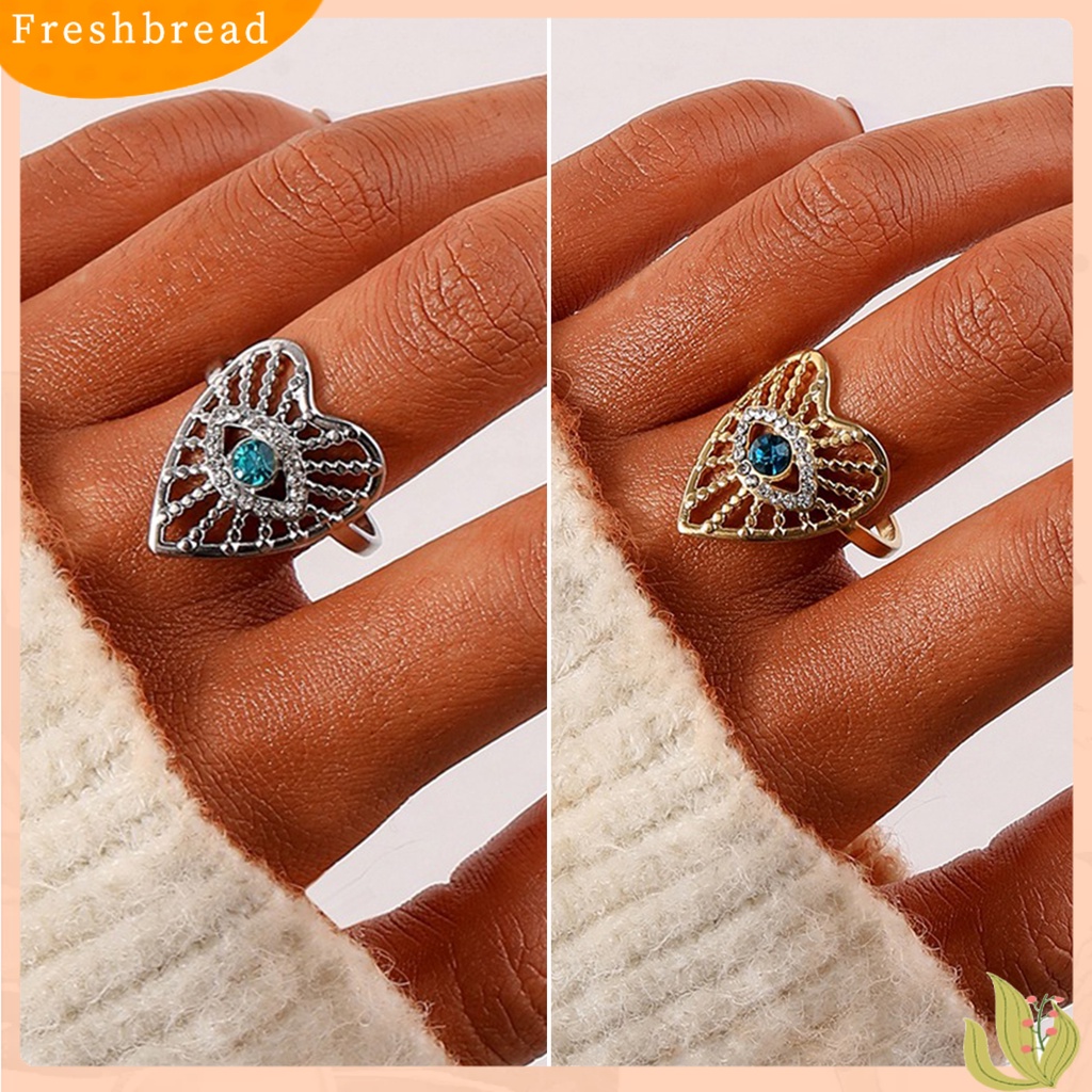 &lt; Freshbread &gt; Cincin Perempuan Bentuk Hati Berlian Imitasi Poles Hypoallergenic Electroplating Dress Up Perhiasan Aksesori Wanita Sederhana Berongga Pembukaan Cincin Untuk Pesta,