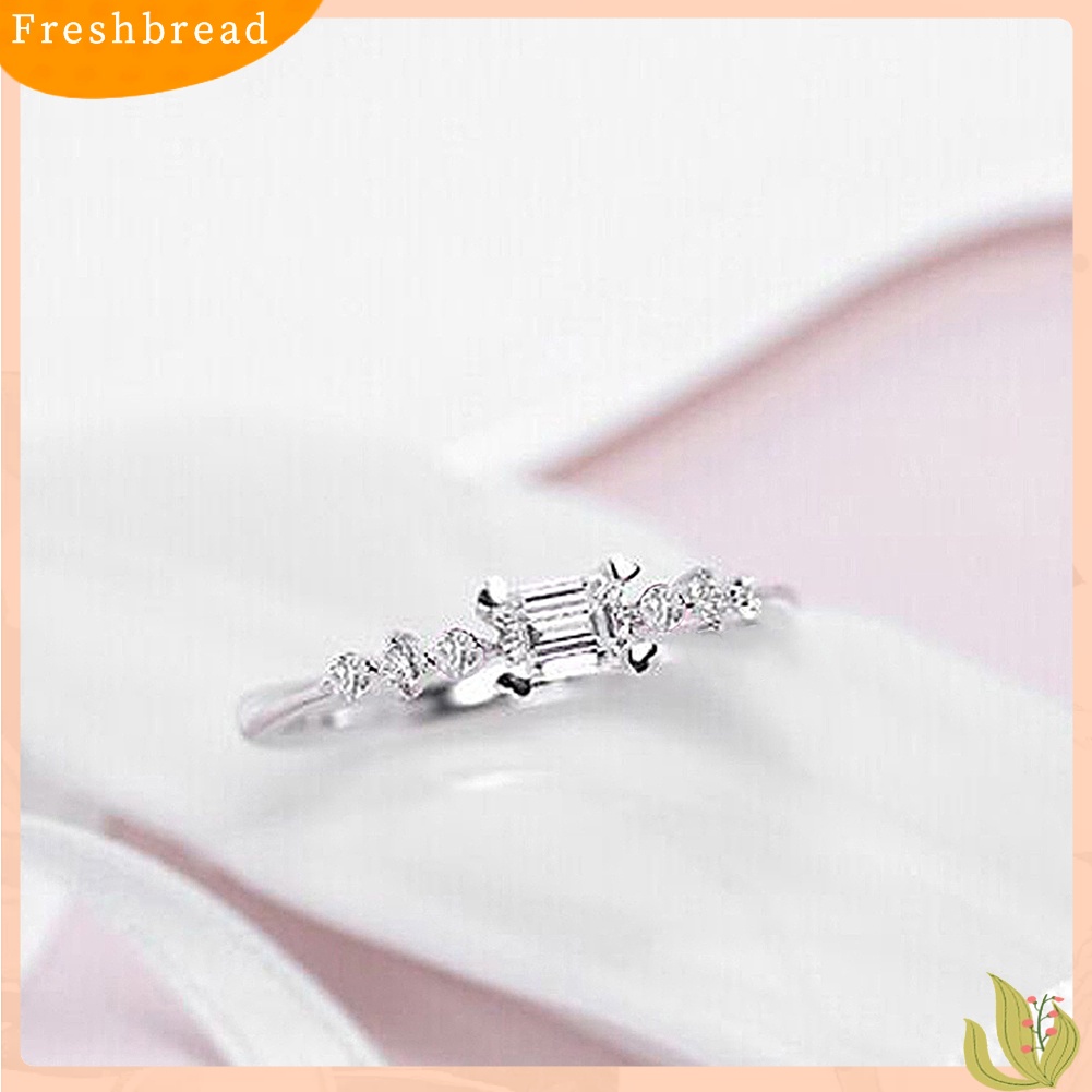 &lt; Freshbread &gt; Pernikahan Pengantin Pertunangan Persegi Panjang Berlian Imitasi Slim Jari Cincin Perhiasan Hadiah