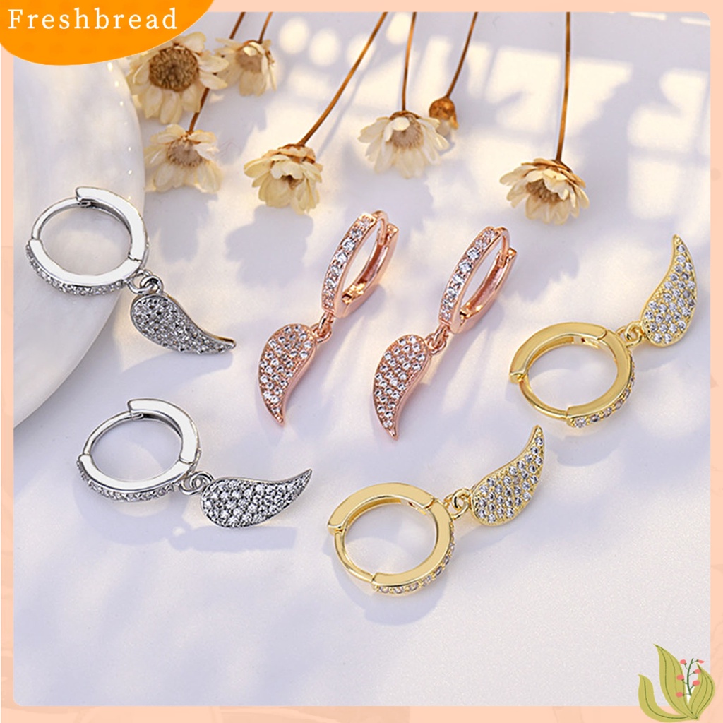 &lt; Freshbread &gt; 1pasang Anting Menjuntai Glitter Hiasan Telinga Temperamen Elegan Sayap Malaikat Berlian Imitasi Klip Telinga Untuk Pacaran