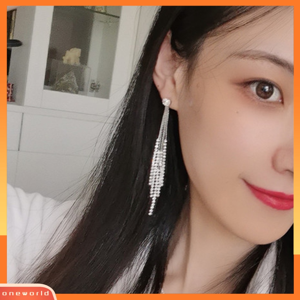 [ONE] 1pasang Anting Stud Dainty Elegan Temperamen Mewah Berlian Imitasi Bertatahkan Jumbai Linear Earrings Perhiasan Fashion