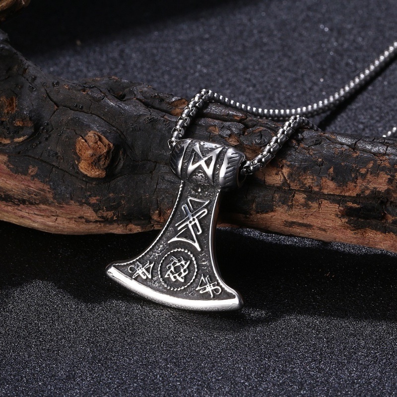 [X C Kalung] Perak Baru Vintage Viking Tomahawk Titanium Steel Liontin Punk Hip Hop Stainless Steel Kalung Hadiah Pesta Ulang Tahun Untuk Pria Dan Wanita