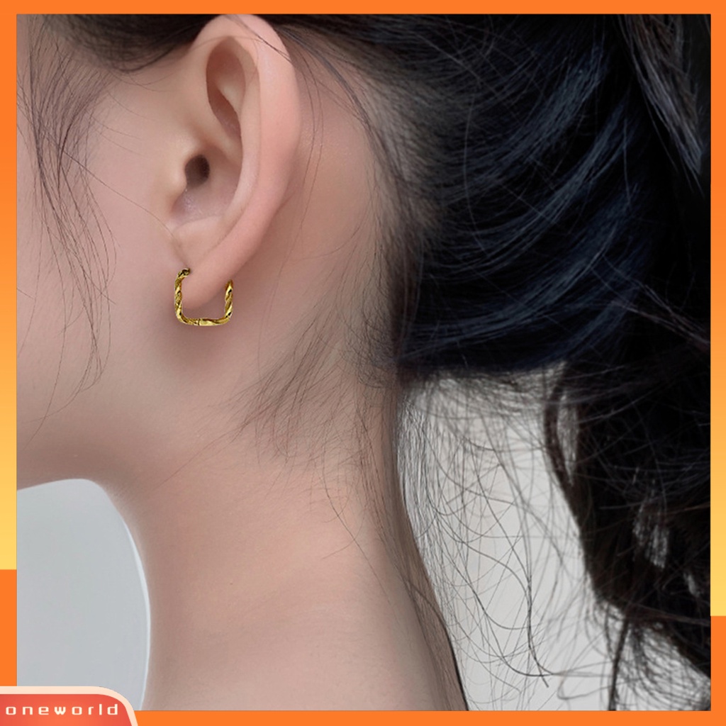 [EONE] 1pc Wanita Anting Persegi Geometris Warna Emas/Perak Keren Hadiah Mini Mungil Logam Memutar Ladies Earring Fashion Perhiasan