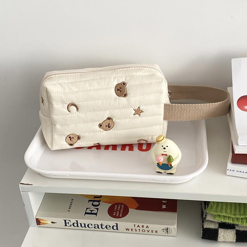 Tas Kosmetik Premium Bear / Pouch make up / Tas portable / Tas make up travel / Pouch Serbaguna