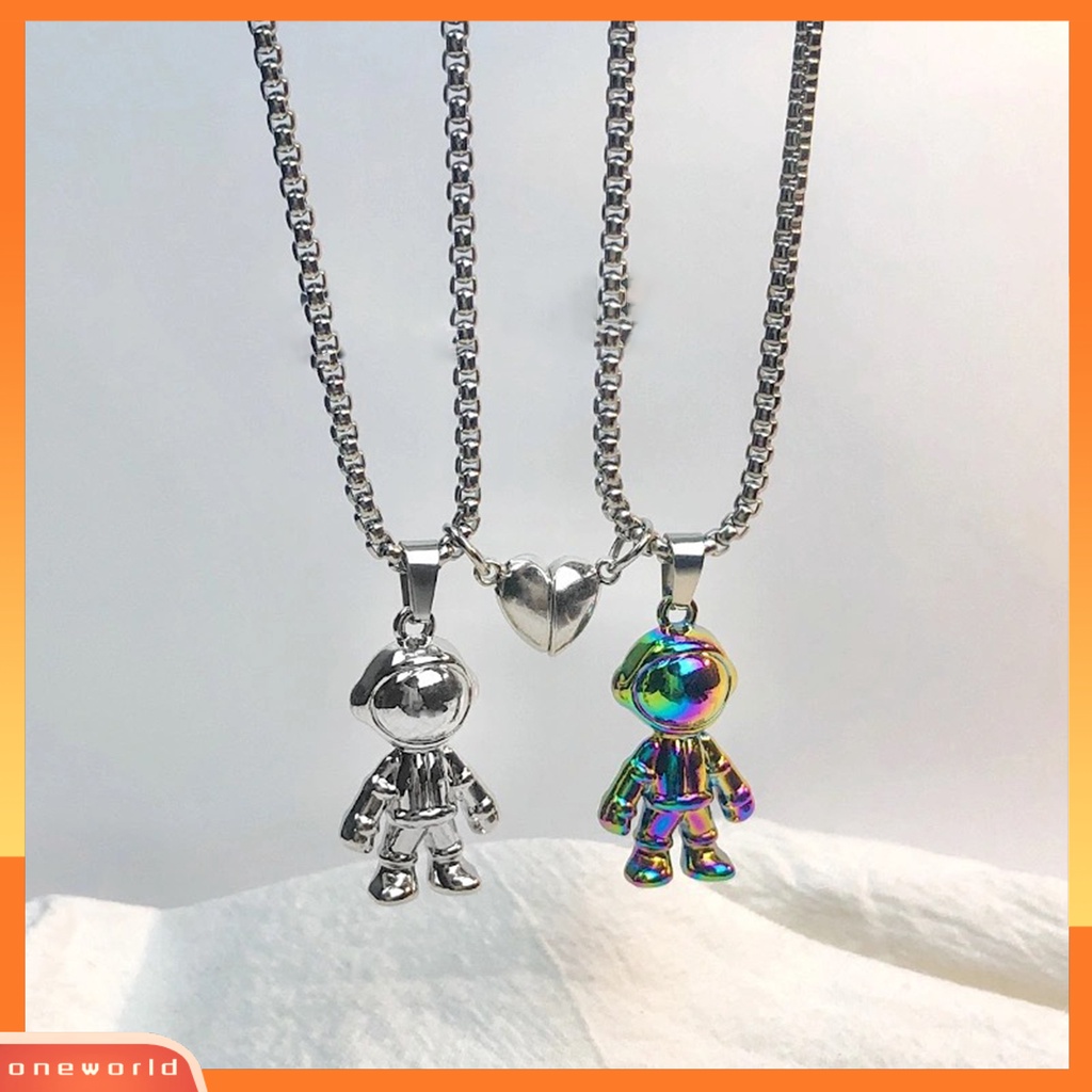 [ONE] 2 Pcs Permukaan Halus Pengerjaan Indah Pasangan Kalung Kreatif Desain Ruang Astronot ic Gesper Persahabatan Kalung Perhiasan Aksesori