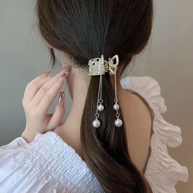 Sederhana Indah Kupu-Kupu Mutiara Imitasi Mengkilap Berlian Imitasi Rumbai Rambut Cakar Klip Wanita Gadis Elegan Tinggi Ponytail Tetap Jepit Rambut Aksesoris Rambut